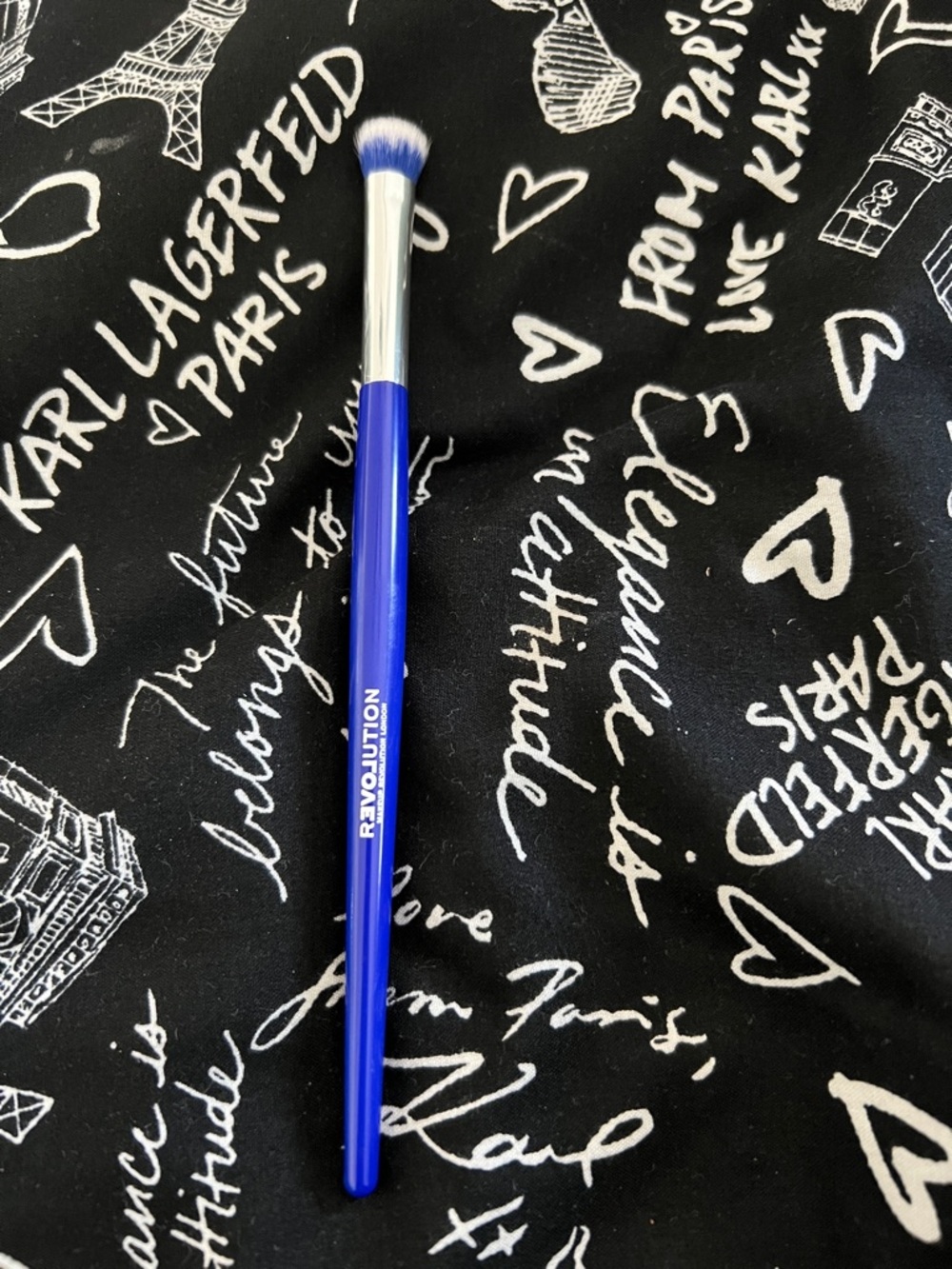 Revolution Blue Tapered Blending Brush